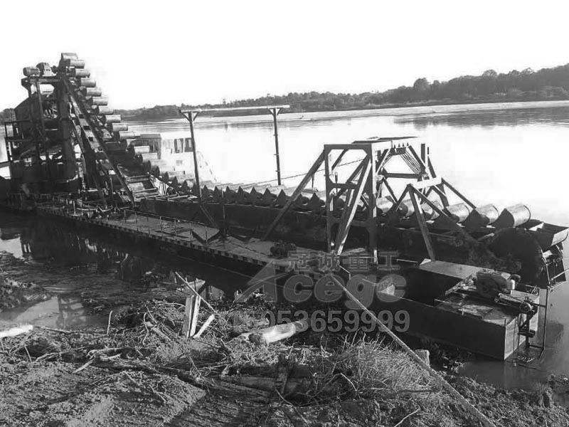 開采沙金 開采沙金